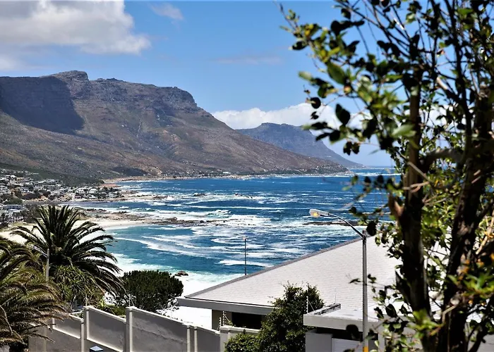 6 On Clifton - Spacious 2 Bedroom Apartment