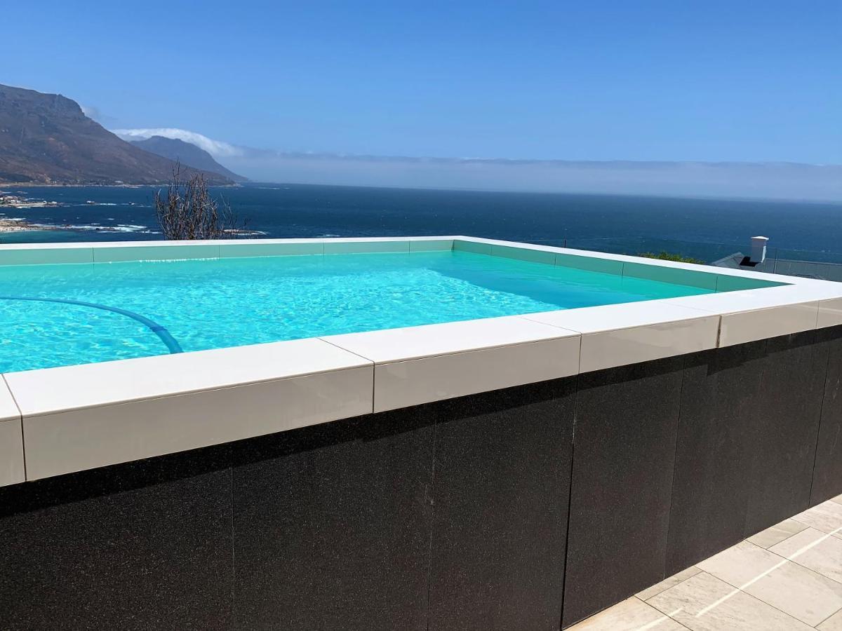 6 On Clifton - Spacious 2 Bedroom Cape Town