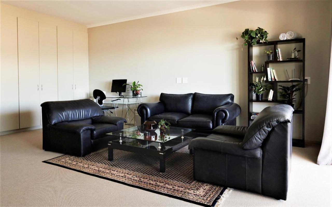 Apartment 6 On Clifton - Spacious 2 Bedroom Cape Town